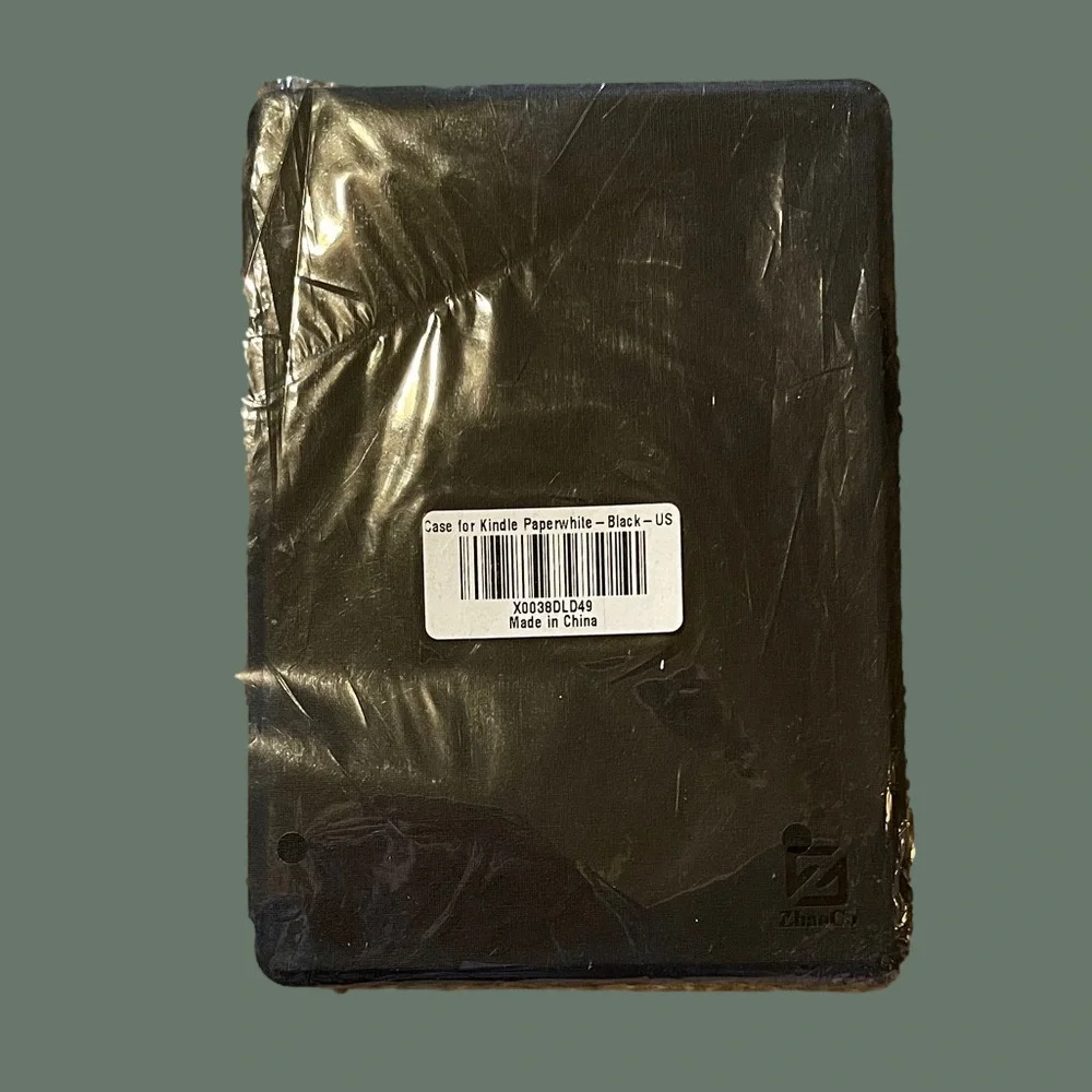 NWT Black Case for Kindle Paperwhite 7”